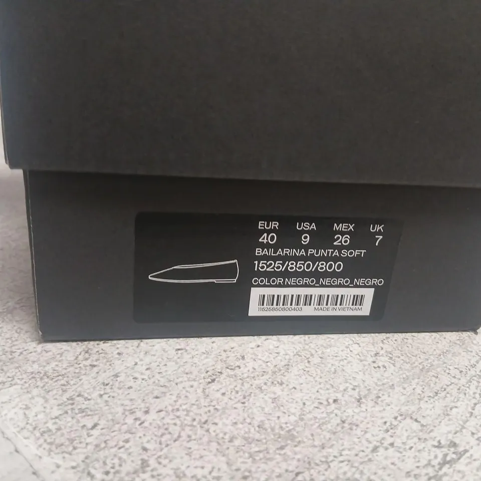 MASSIMO DUTTI BLACK LEATHER BALLERINA SHOES – UK 7 (EU 40)