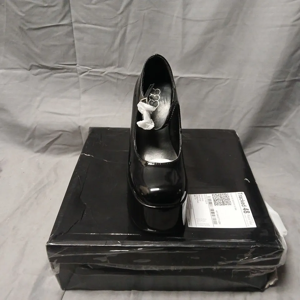 BOXED PAIR OF KOI DARKBLOOM BLACK PATENT PLATFORM HEELS SIZE UK 3