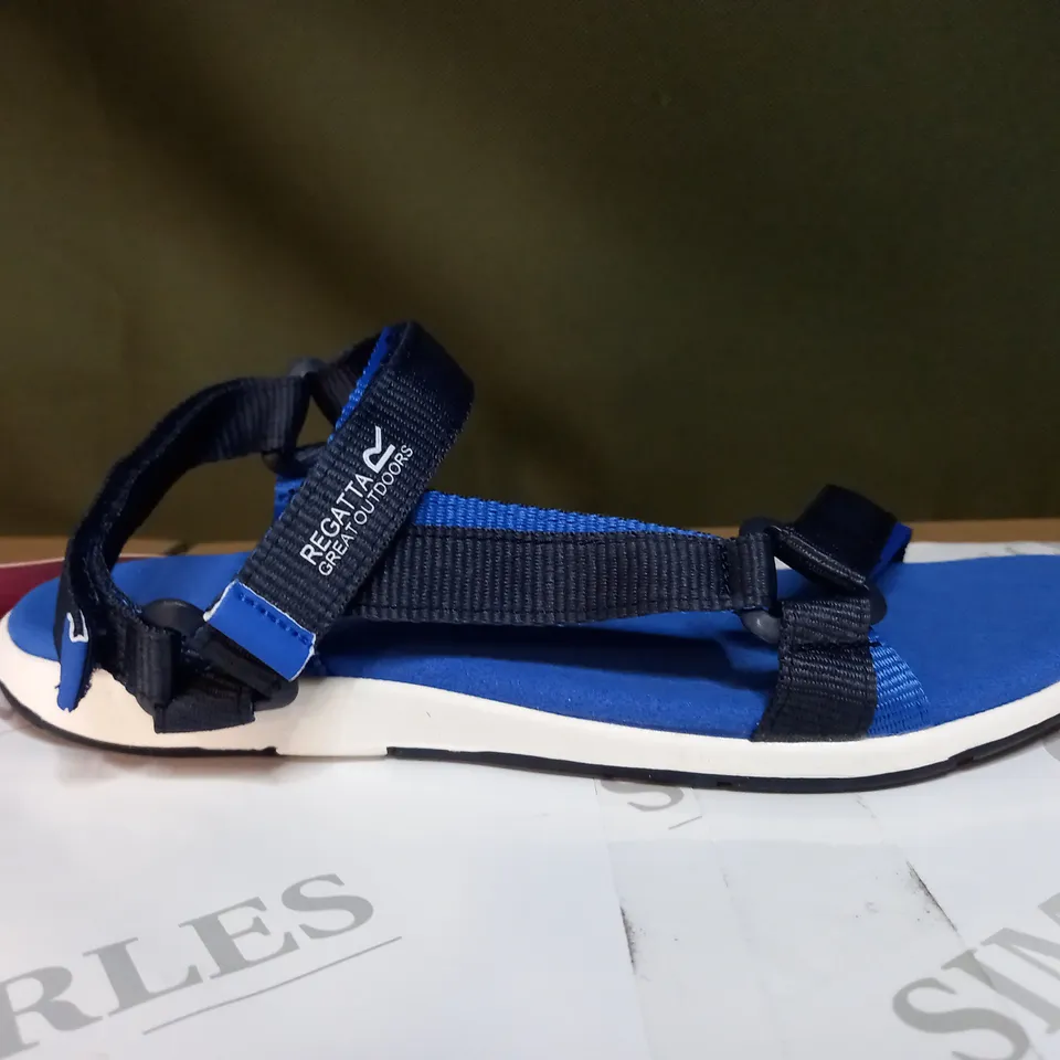 REGATTA LADY SANTA SOL SANDALS SIZE 6