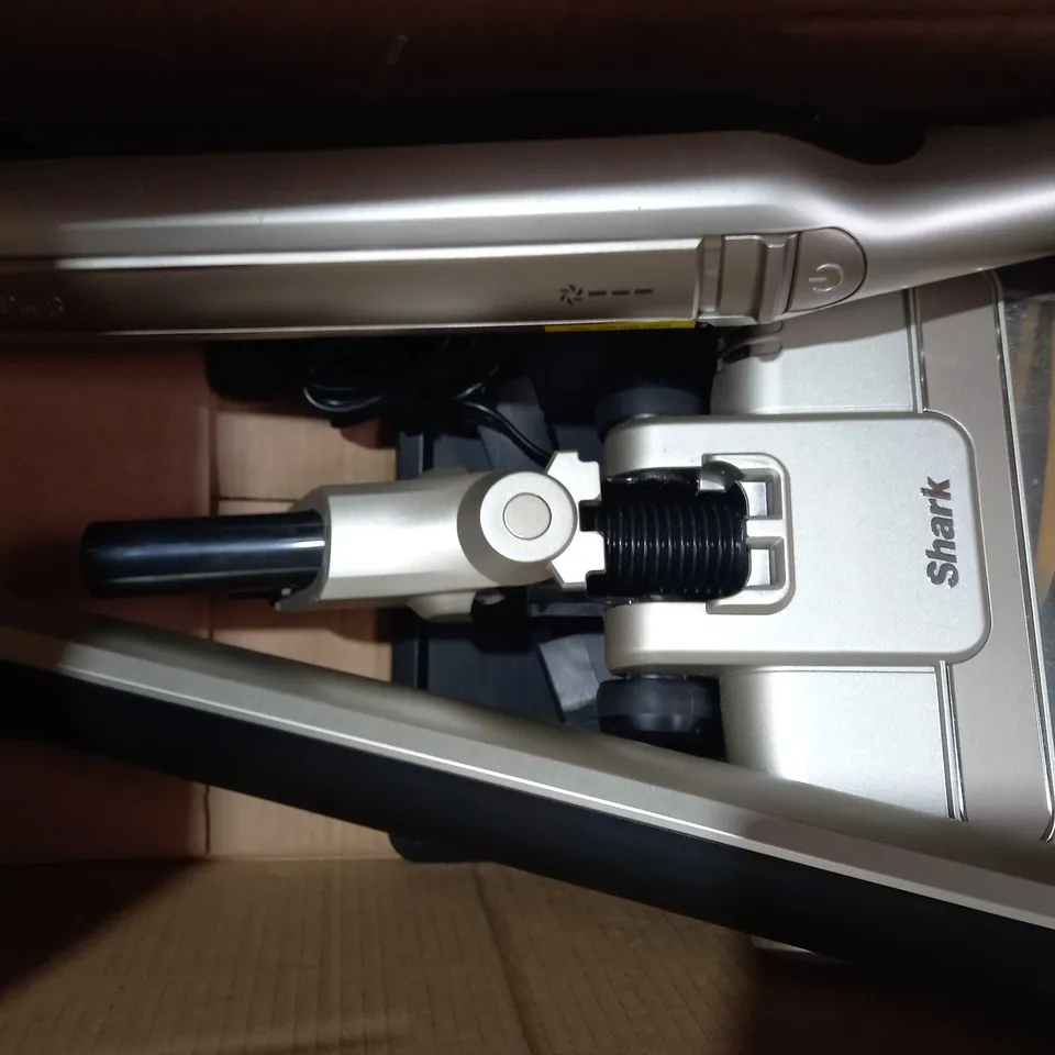 SHARK WANDVAC 2-IN-1 LIGHTWEIGHT CORDLESS HANDHELD VACUUM CLEANER WV361UK - GOLD