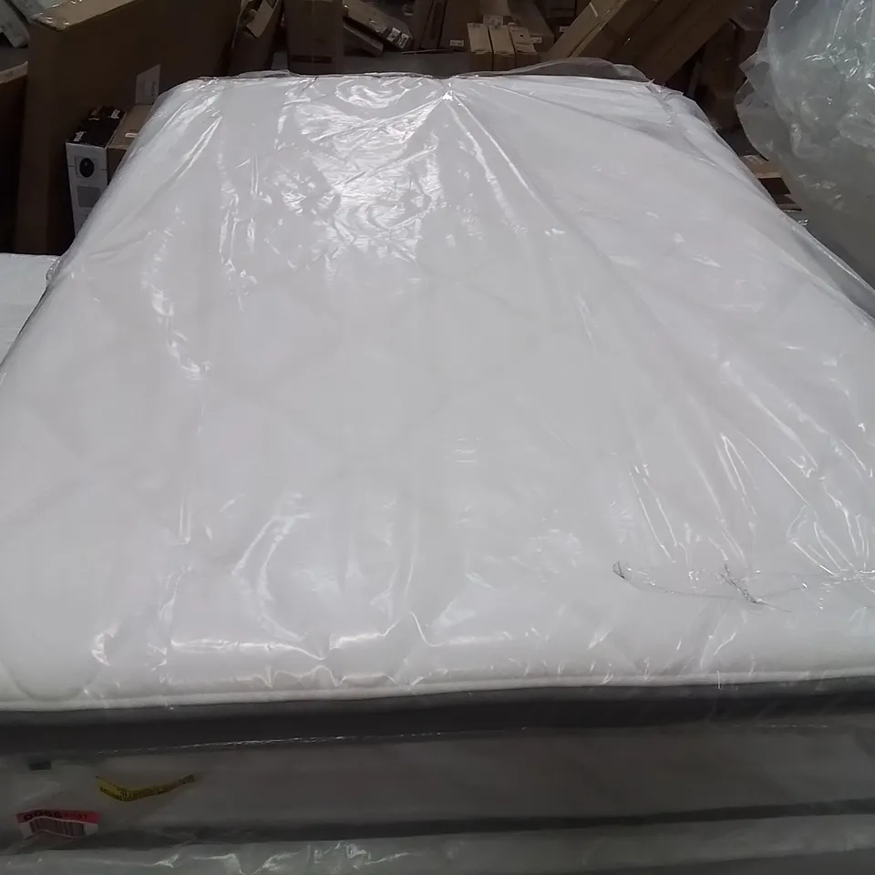 QUALITY BAGGED NOVILLA 25CM MEMORY FOAM POCKET SPRUNG SMALL DOUBLE MATTRESS