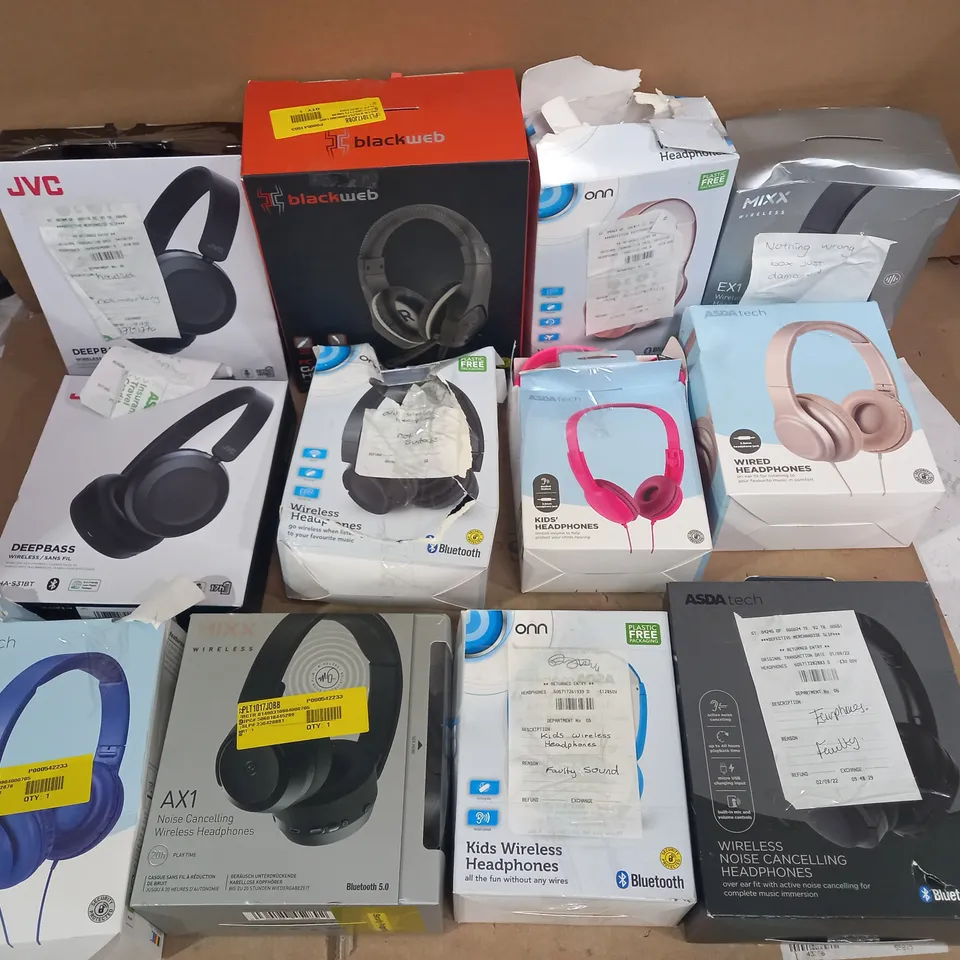 LOT OF APPROX 12 ASSORTED HEADPHONES TO INCLUDE ONN, JVC. MIXX ETC