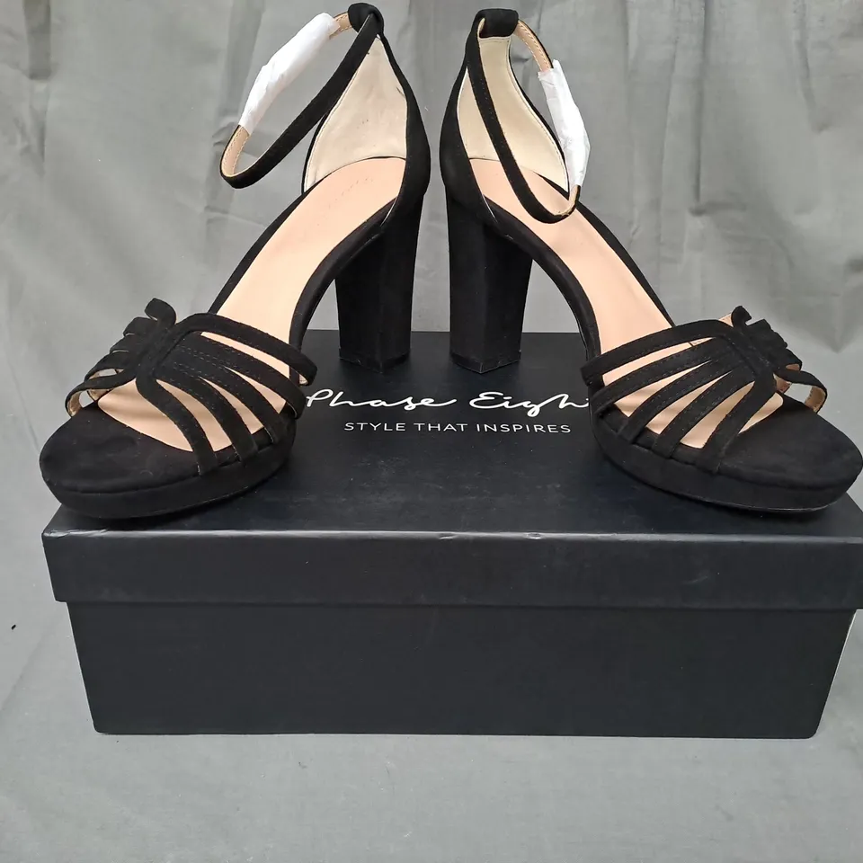 BOXED PAIR OF PHASE EIGHT SUED PLATFORM OPEN TOE BLOCK HEEL SHOES IN BLACK UK SIZE 4
