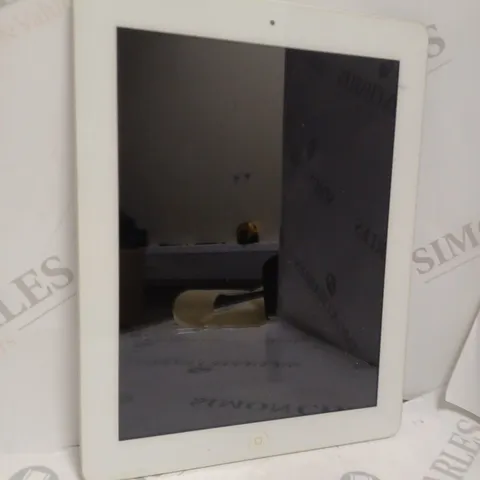 APPLE IPAD TABLET - MODEL UNSPECIFIED