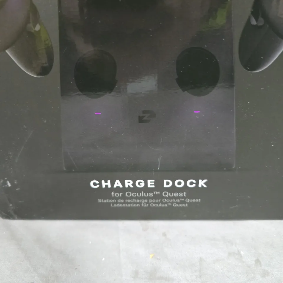 DAZID CHARGE DOCK FOR OCULUS QUEST – VR HEADSET CHARGING STATION