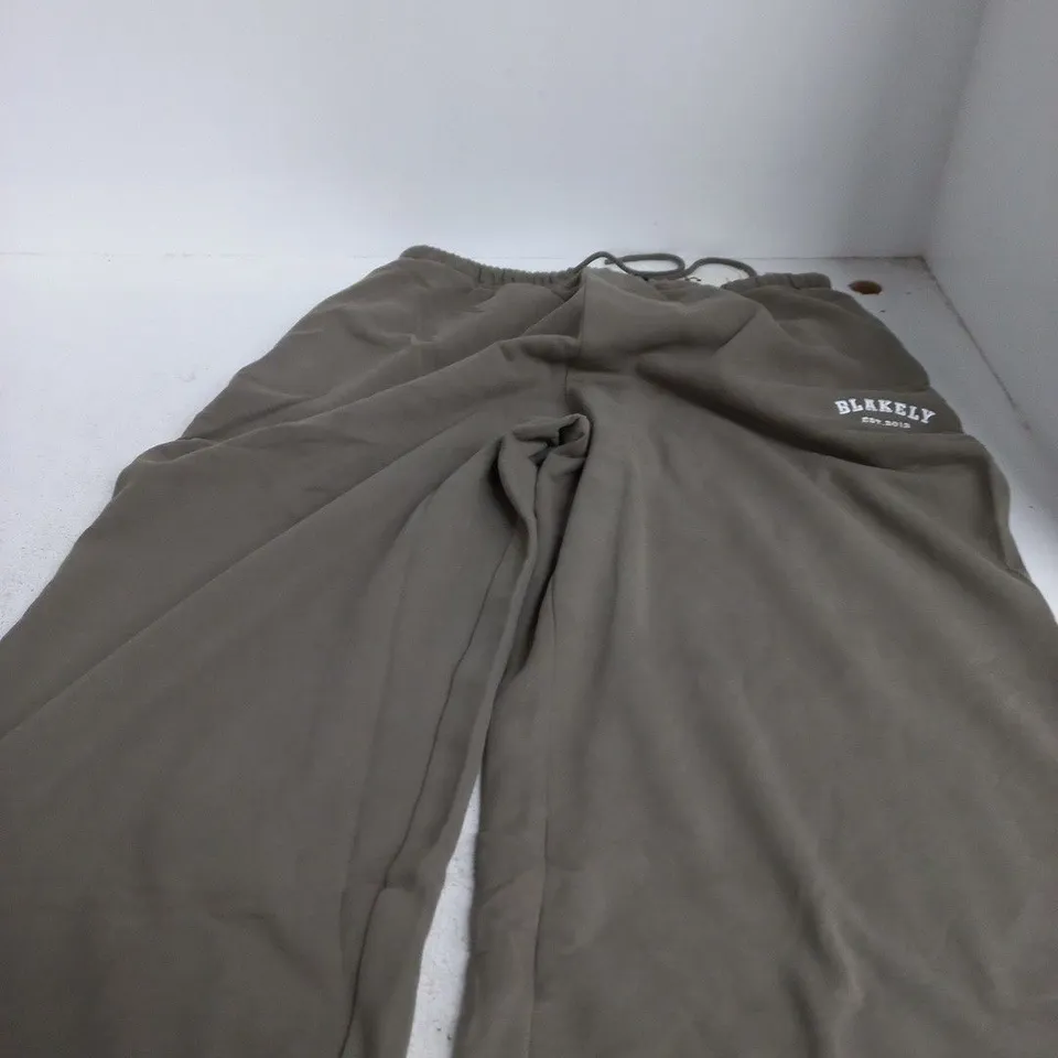 BLAKELY JOGGERS – KHAKI, XXL