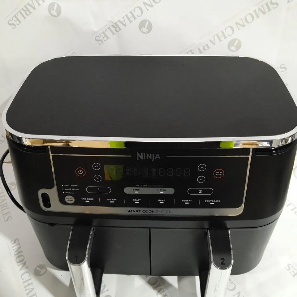 BOXED NINJA FOODI MAX DUAL ZONE 9.5L AIR FRYER AF451UK