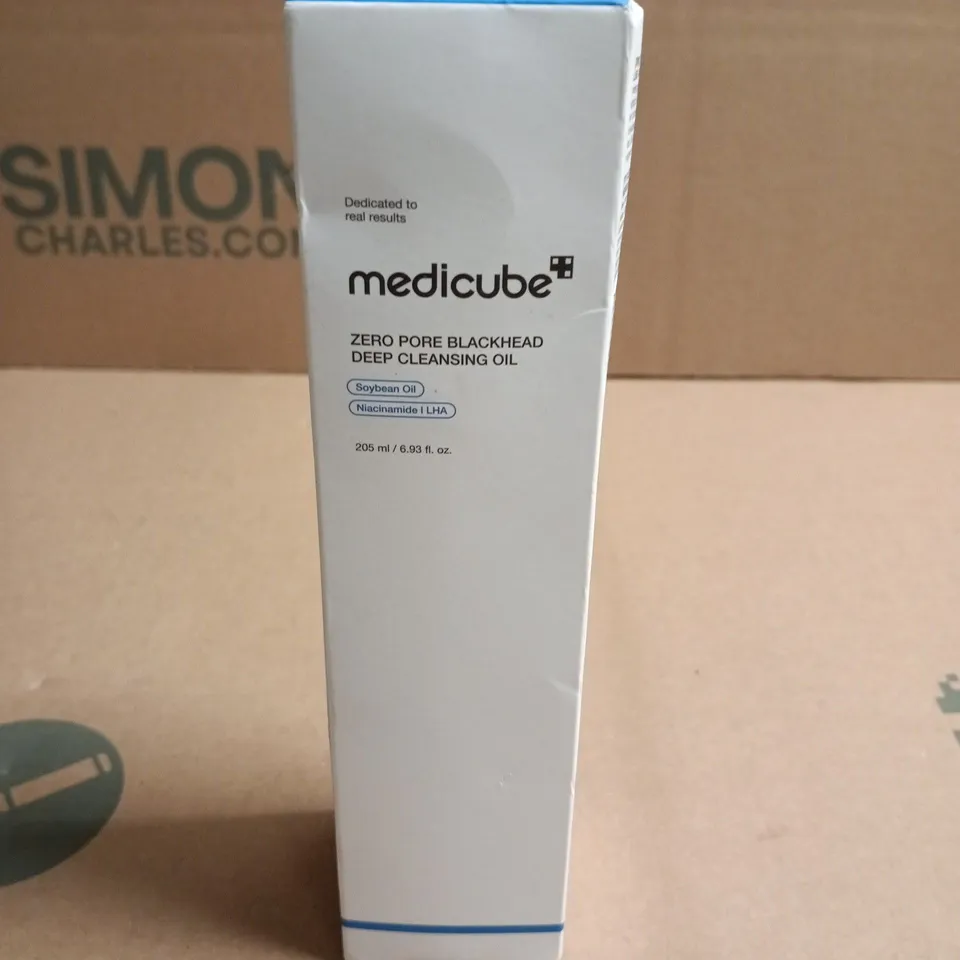 SEALED MEDICUBE ZERO PORE BLACKHEAD DEEP CLEANSING OIL 205ML