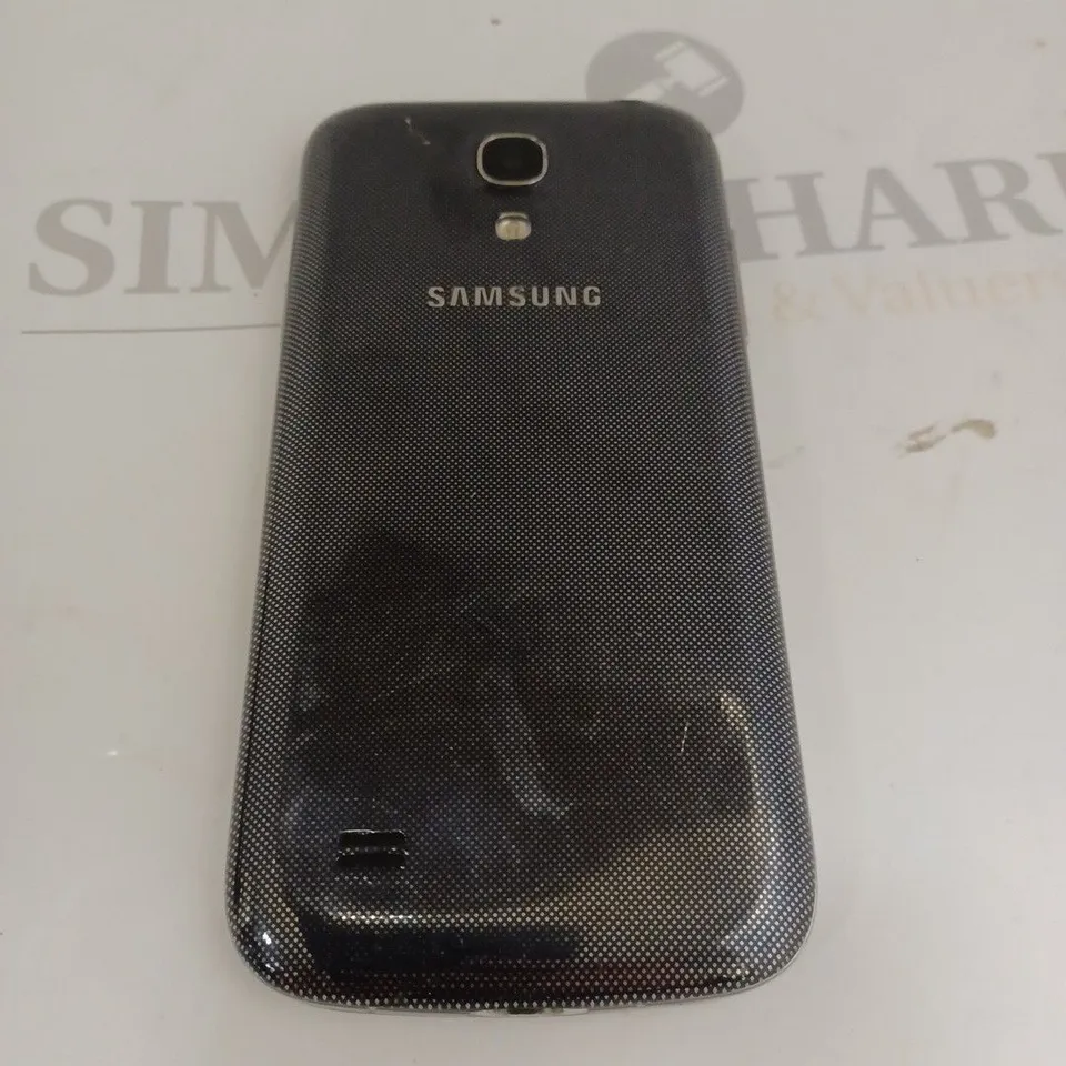 SAMSUNG MOBILE PHONE 