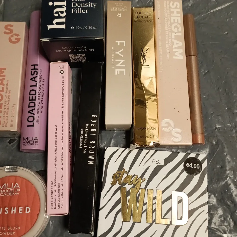 LOT OF 15 ASSORTED MAKEUP ITEMS TO INCLUDE EYE PALLETTES, YSL TOUCHE ECLAT AND FYNE CONCEALER