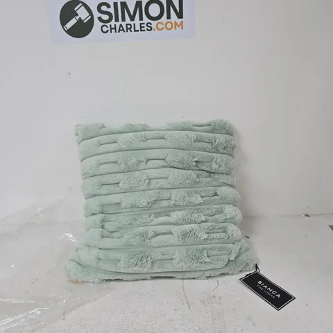 BIANCA CARVED FAUX FUR CUSHION 50X50 CM – GREEN