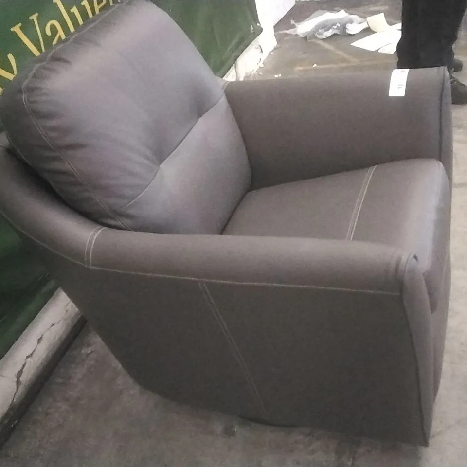 QUALITY G-PLAN BRITISH MADE HARDWOOD FRAMED FLINT CAMBRIDGE EARTH SEIVEL CHAIR 