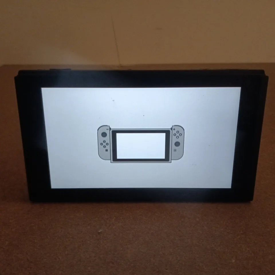 NINTENDO SWITCH CONSOLE