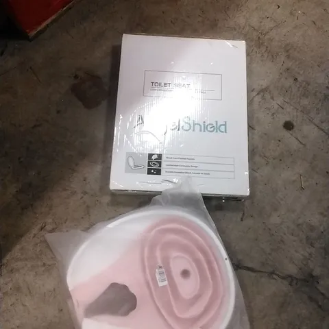 PALLET OF ASSORTED ITEMS TO INCLUDE; PORTABLE WATER BASIN, TOILET SEAT