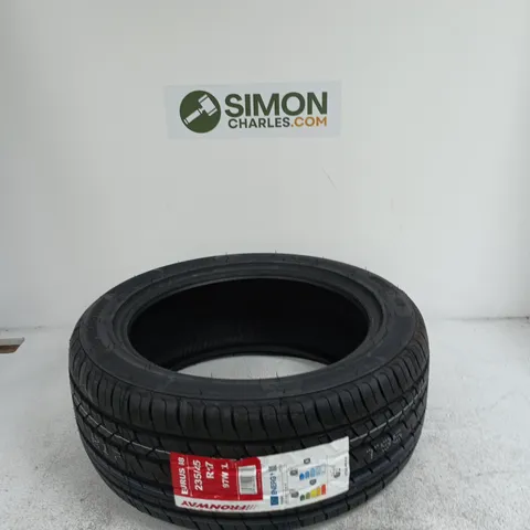 235/45R17 97W XL TYRE