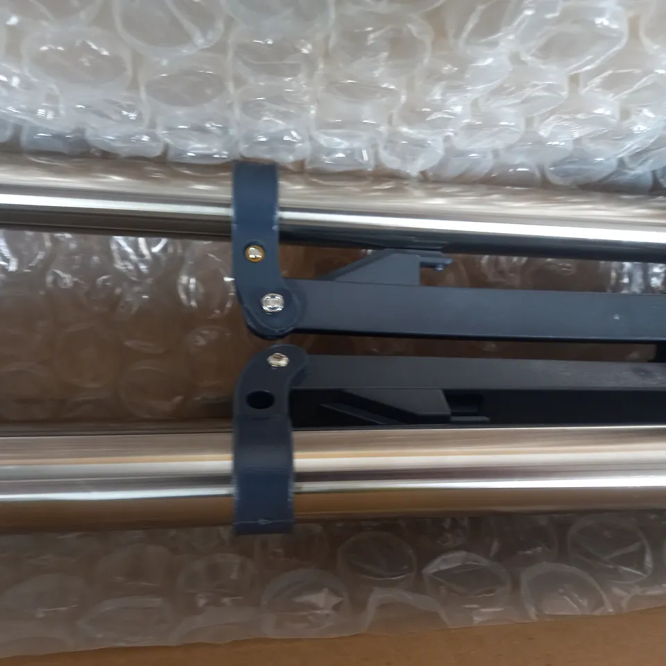 CELESTRON ASTROMASTER LT70AZ TELESCOPE WITH SMARTPHONE ADAPTER & MOON FILTER