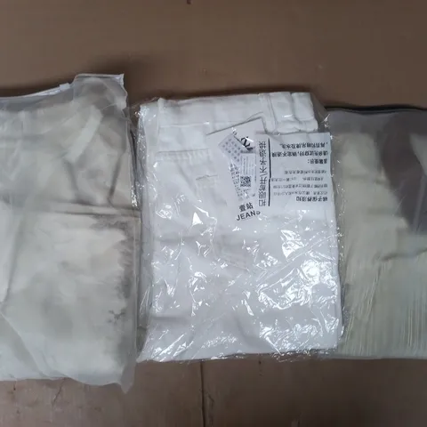 APPROXIMATELY 20 ASSORTED CLOTHING AND FASHION PRODUCTS IN VARIOUS STYLES AND SIZES - COLLECTION ONLY