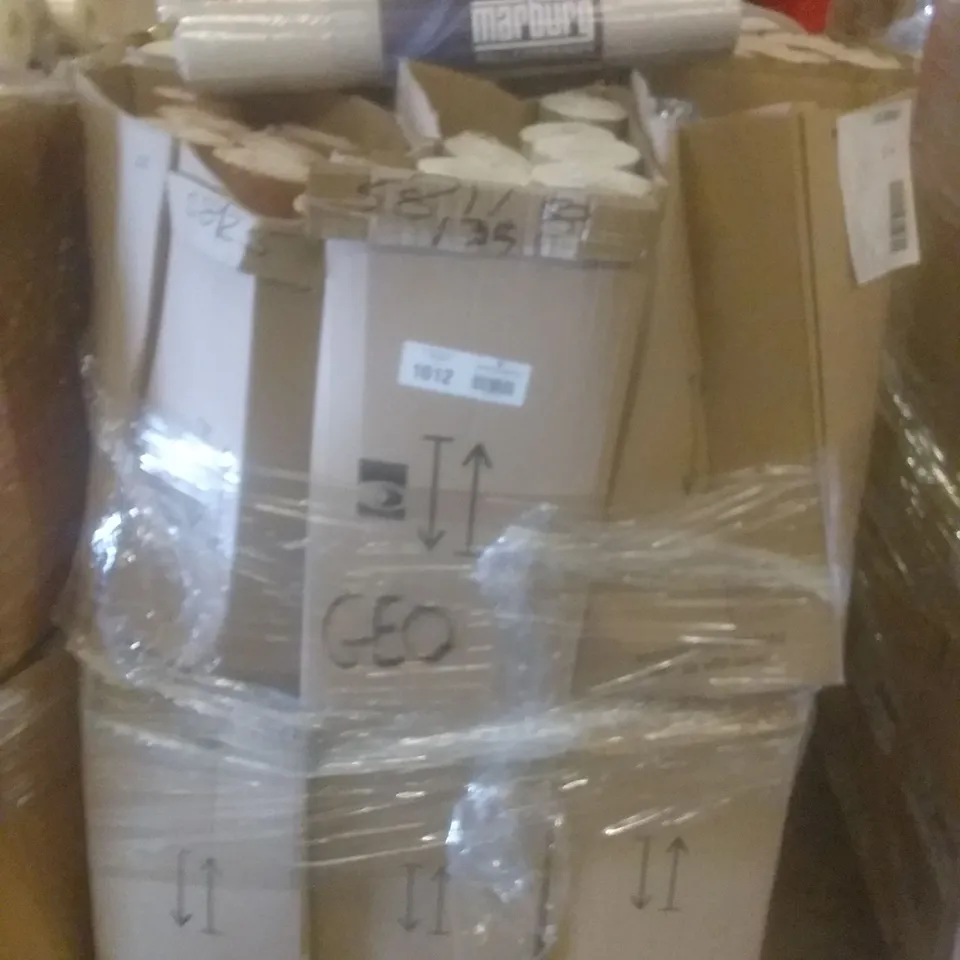 PALLET OF ASSORTED WALLPAPER 