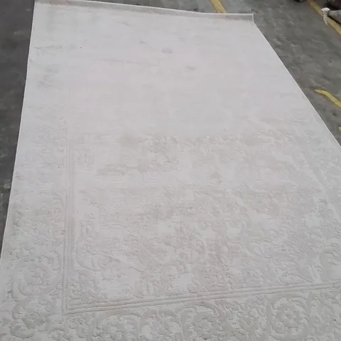 QUALITY DESIGNER AREA RUG APPROXIMATELY 310X200CM