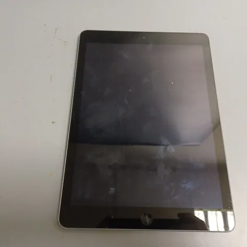 APPLE A1474 IPAD AIR 