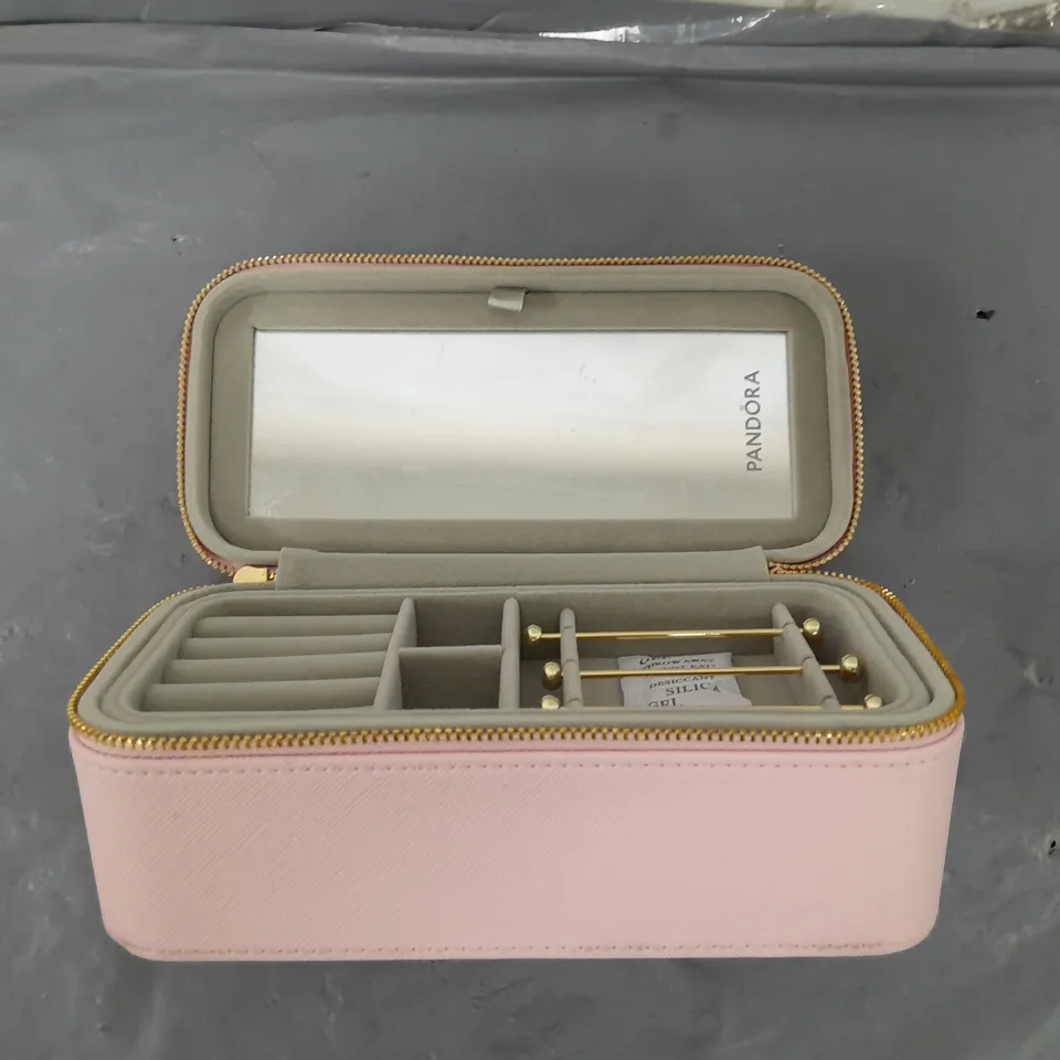PANDORA JEWELLERY BOX IN PINK 