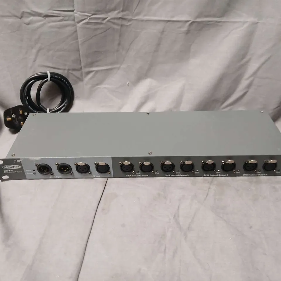SHOWTEC DB-I-4 DMX BOOSTER 4-CHANNEL