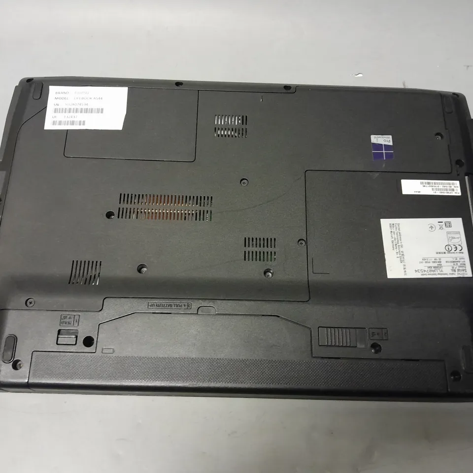 FUJITSU LIFEBOOK A544 15 INCH I5-4210M 2.60GHZ