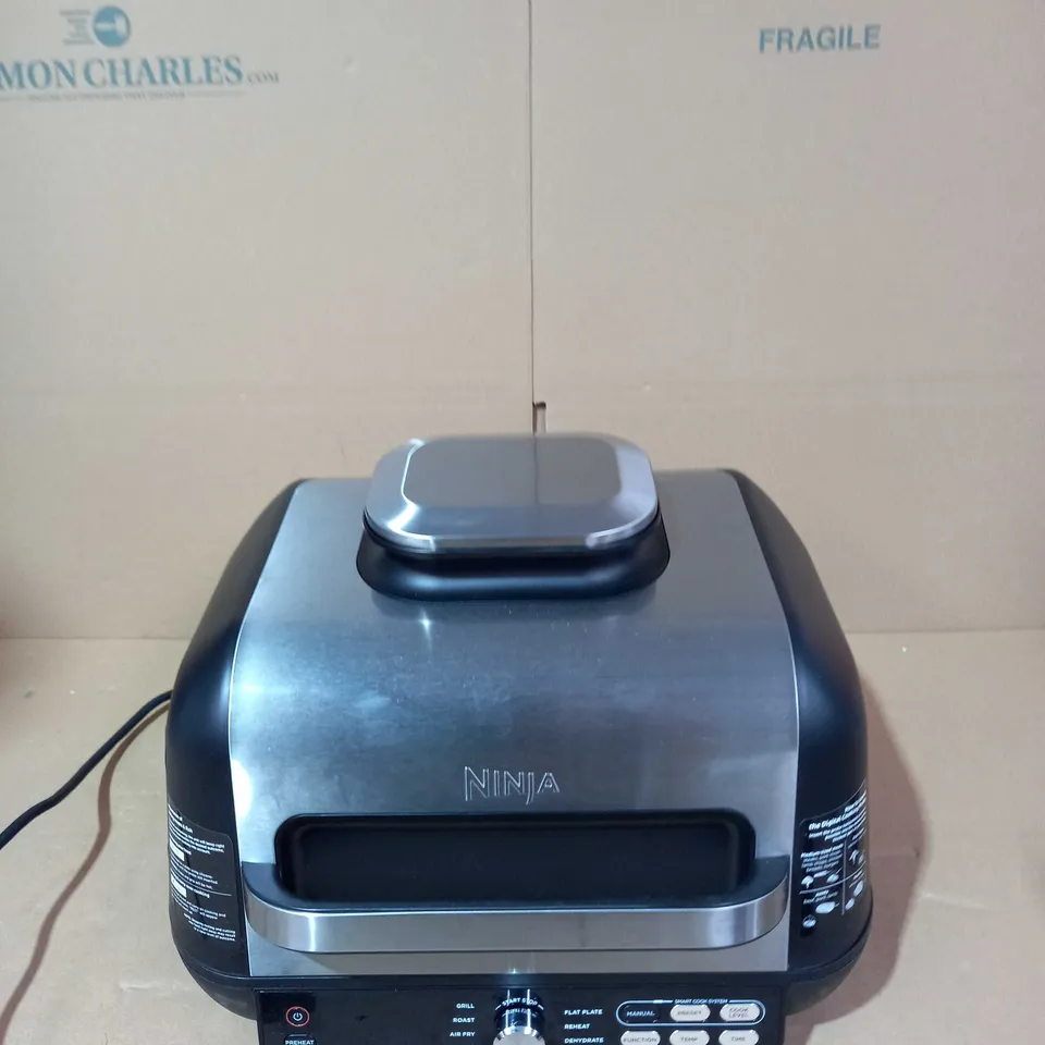 NINJA HEALTH GRILL & AIR FRYER (AG651UK)