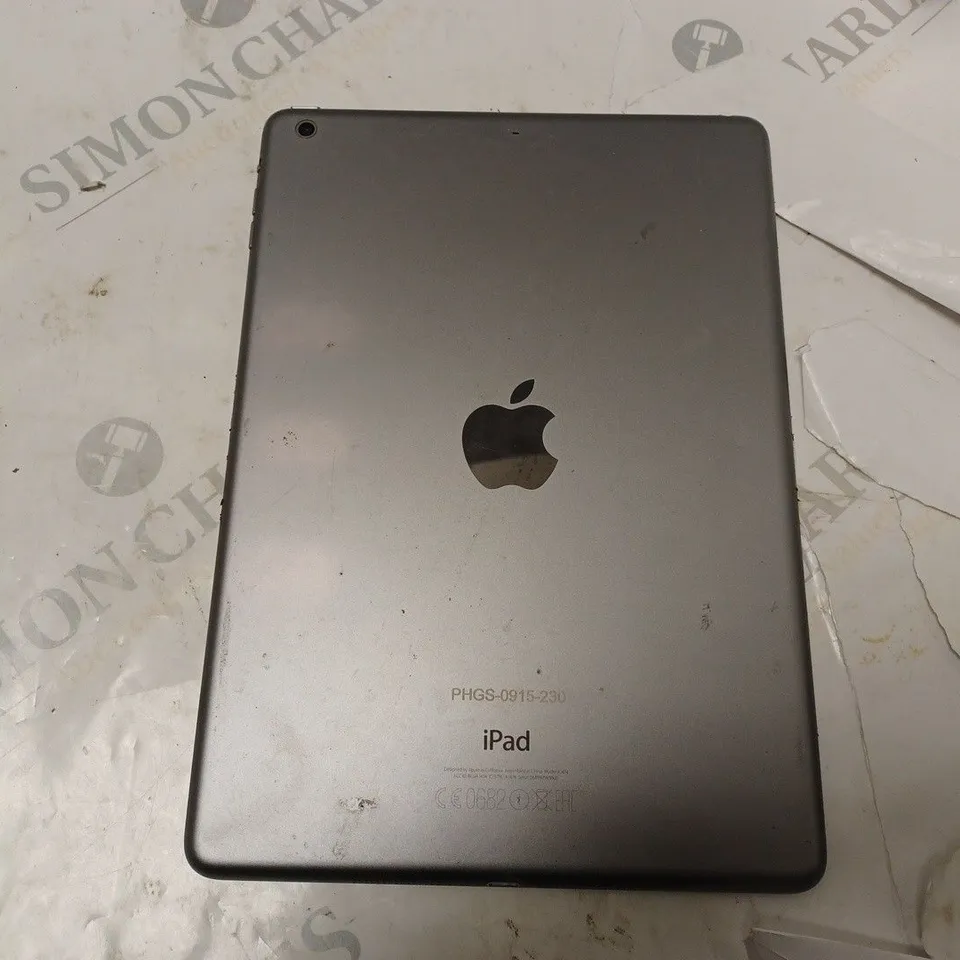 APPLE A1474 IPAD AIR 