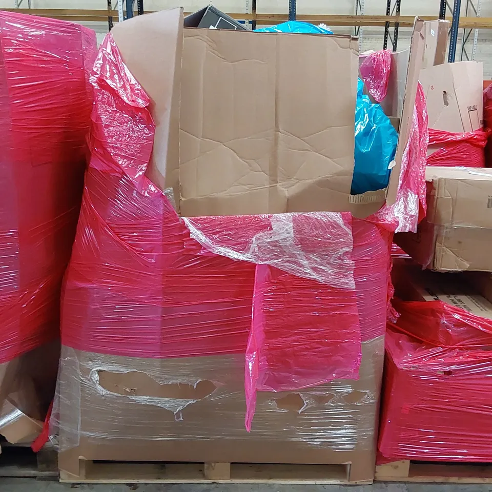 PALLET OF ASSORTED ITEMS INCLUDING: ACUMA STAND MIXER, ELECTRIC PATIO HEATER, TABLE FOOTBALL SET, LAMP STAND, LARGE RUG