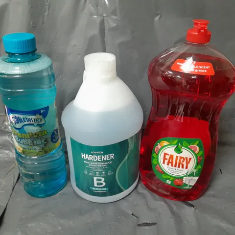 APPROXIMATELY 10 LIQUIDS TO INCLUDE FAIRY CLEAN & FRESH, EPOXY RESIN, BUBBLE LIQUID, ETC - COLLECTION ONLY