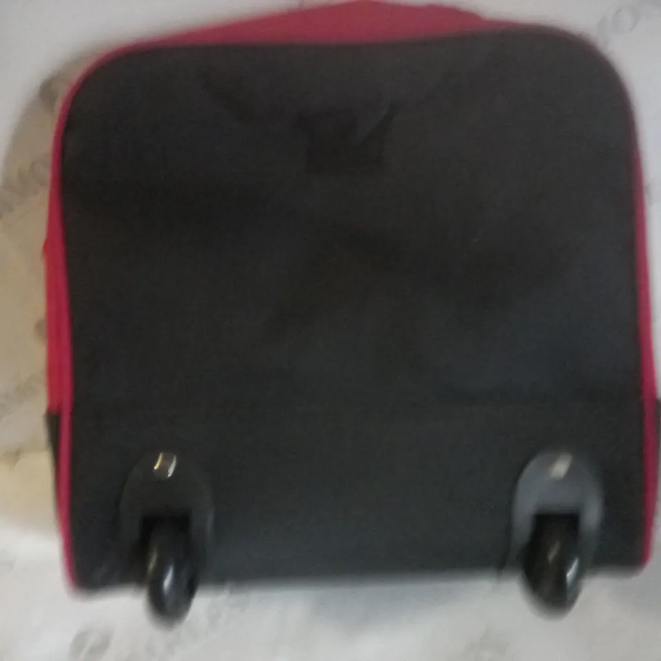 THE GIANT WHEELIE BAG (80L CAPACITY)
