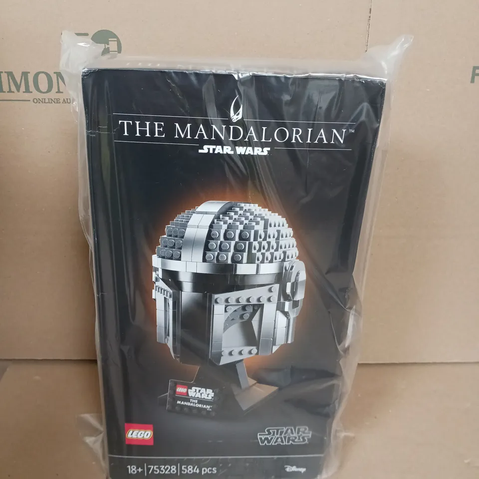 BOXED LEGO STAR WARS THE MANDALORIAN HELMET [SET 75328] RRP £70