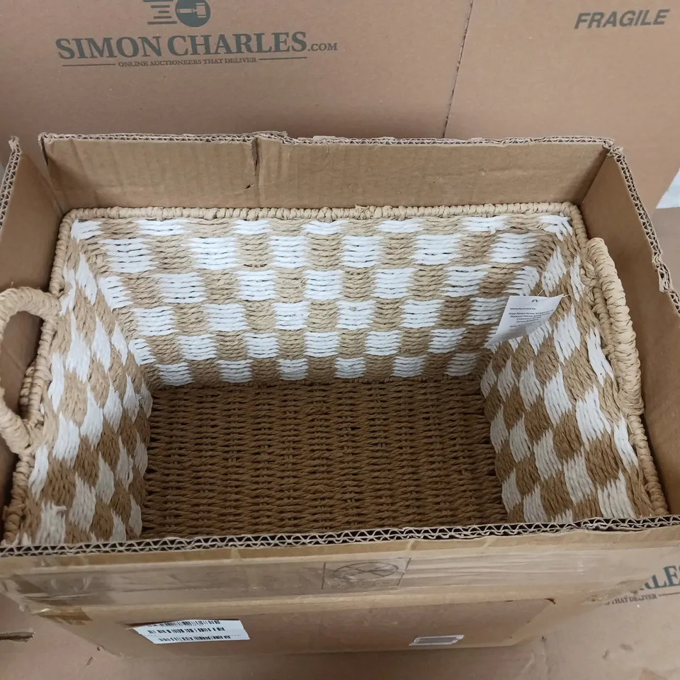 SQUARE PAPER ROPE CHECK BASKET RRP £15