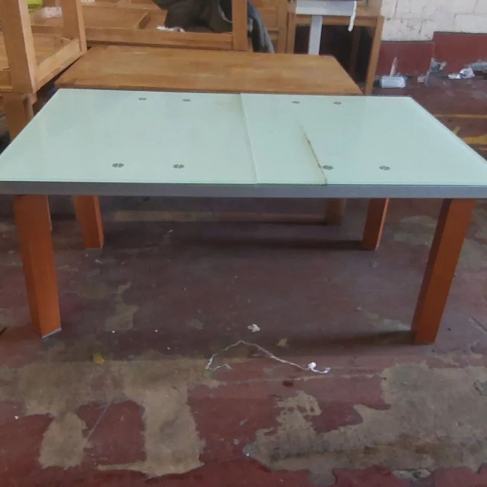 GLASS RESTAURANT DINING TABLE