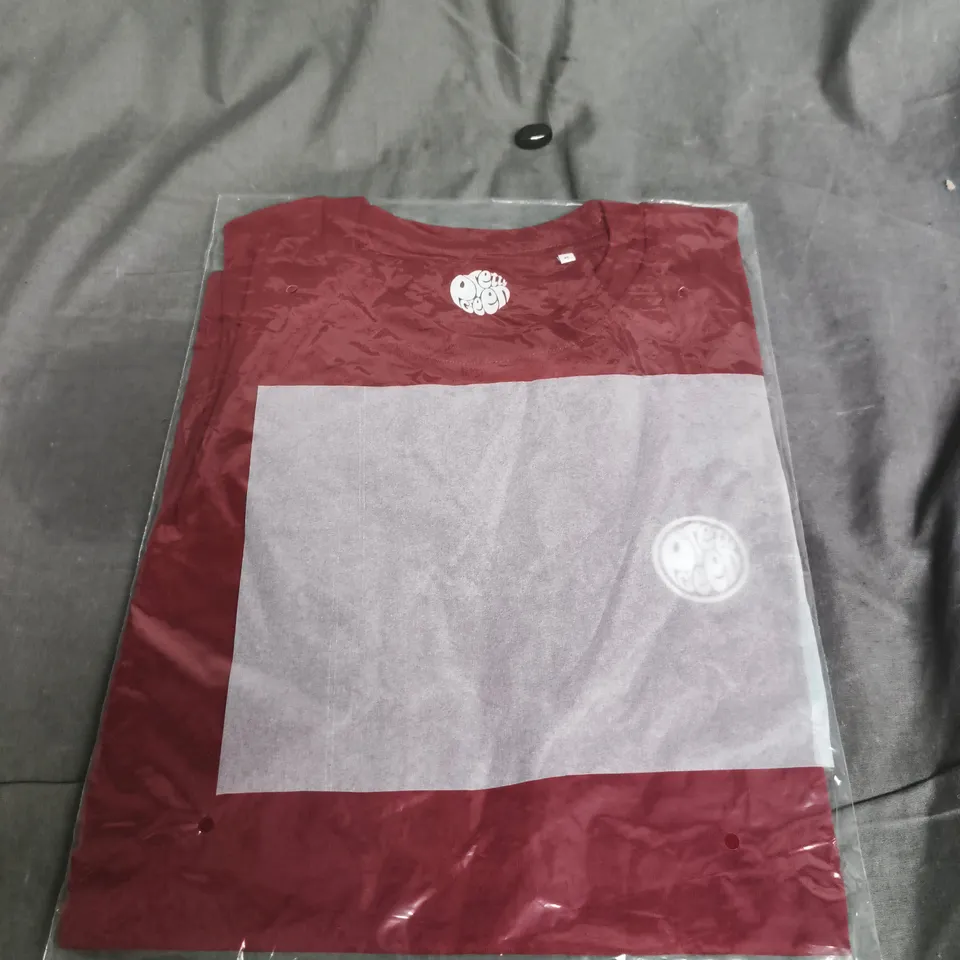 BAGGED PRETTY GREEN LOGO TEE - SIZE M 