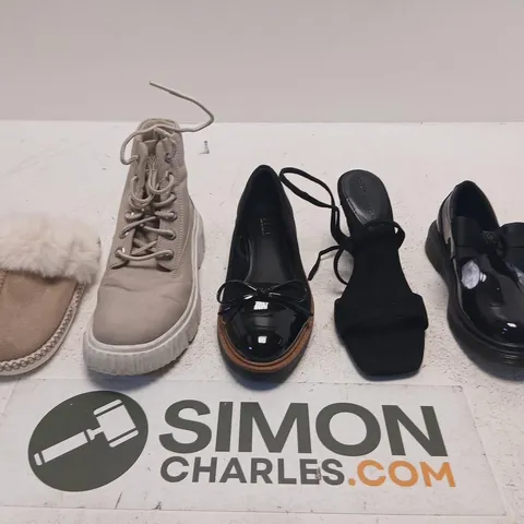 LARGE QUANTITY OF ASSORTED SHOES AND FOOTWEAR