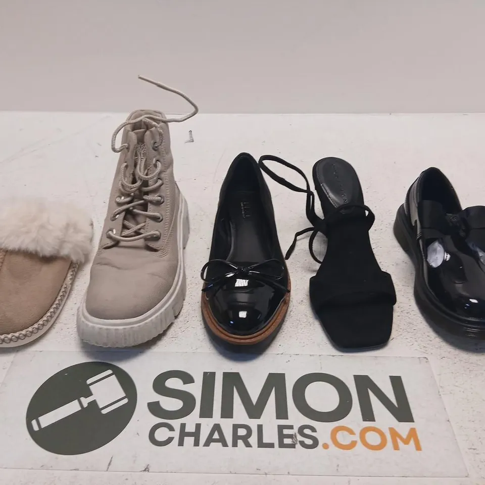 LARGE QUANTITY OF ASSORTED SHOES AND FOOTWEAR