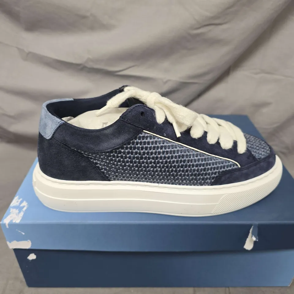 BOXED PAIR OF CLEENS LUXOR IN CAPRI - UK 8