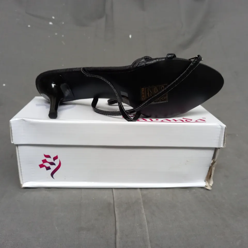 BOX OF APPROXIMATELY 23 BOXED SMALL HEEL DIAMANTE OPEN TOE SHOE IN VARIOUS SIZES