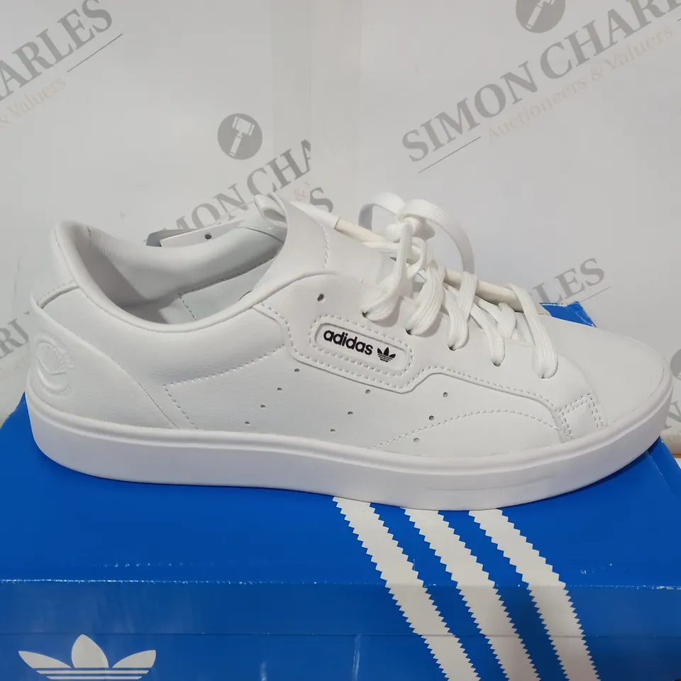 BOXED ADIDAS WHITE VEGAN SLEEK WOMANS TRAINERS - SIZE 6