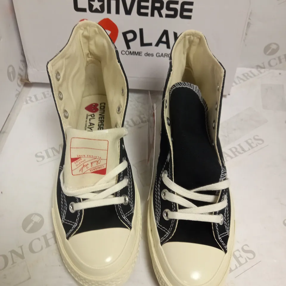 UK 7.5 CONVERSE PLAY EDITION COMME DES GARCONS HIGH TOP TRAINERS 