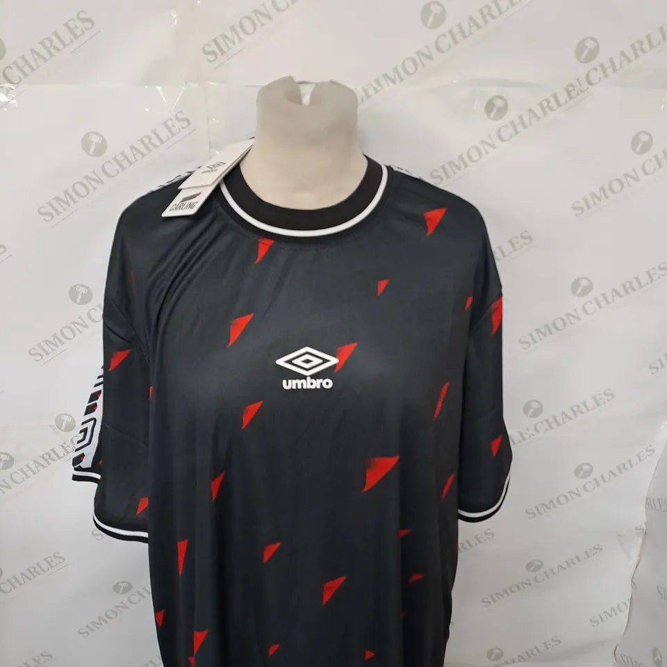 UMBRO CARLING SHORT SLEEVE TAPED JERSEY SIZE XXL