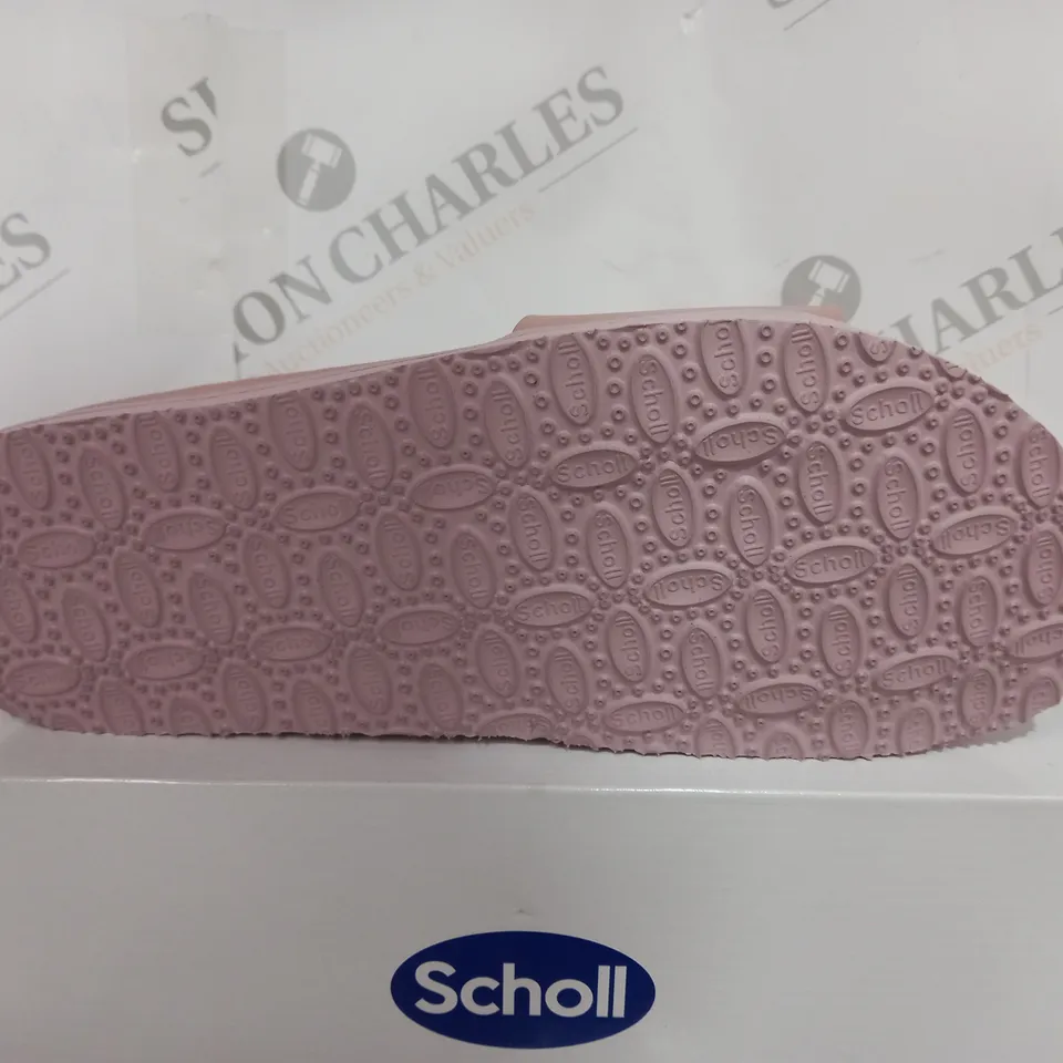 BOXED SCHOLL THICK PADDED OPEN TOE SANDAL - SIZE 7