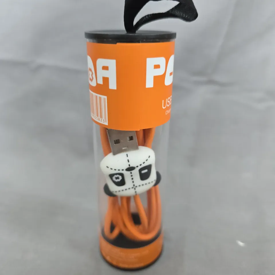 APPROXIMATELY 20 ASSORTED PATCH USB LIGHTNING CONNECTORS CABLES IN ORANGES