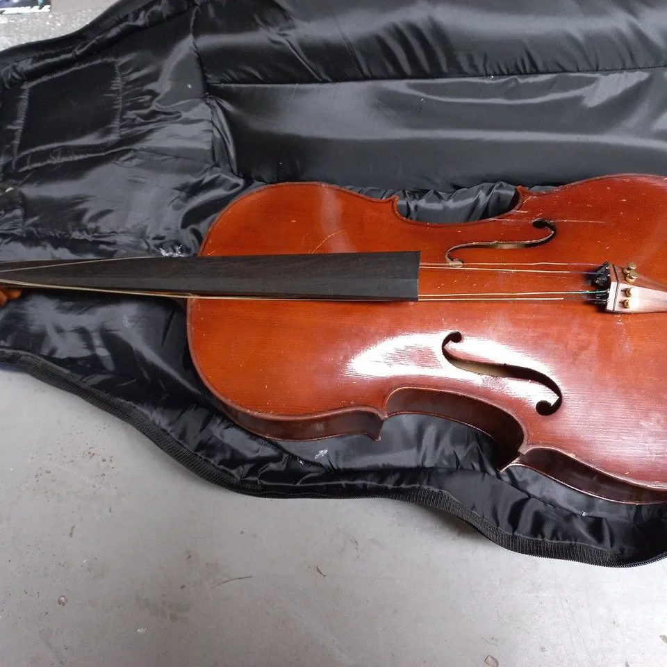 FORENZA CELLO IN A SOFT CASE WITH BOW