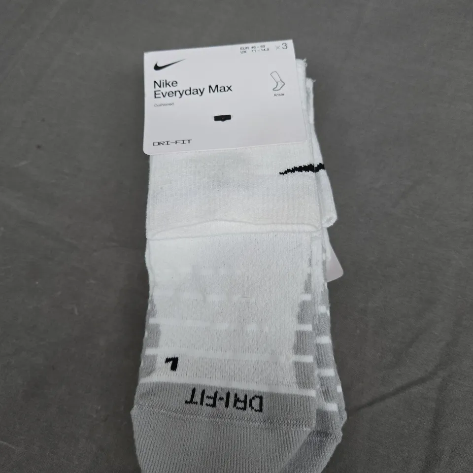 NIKE EVERYDAY MAC CREW SOCKS - X3 - SIZE UK 11-14.5