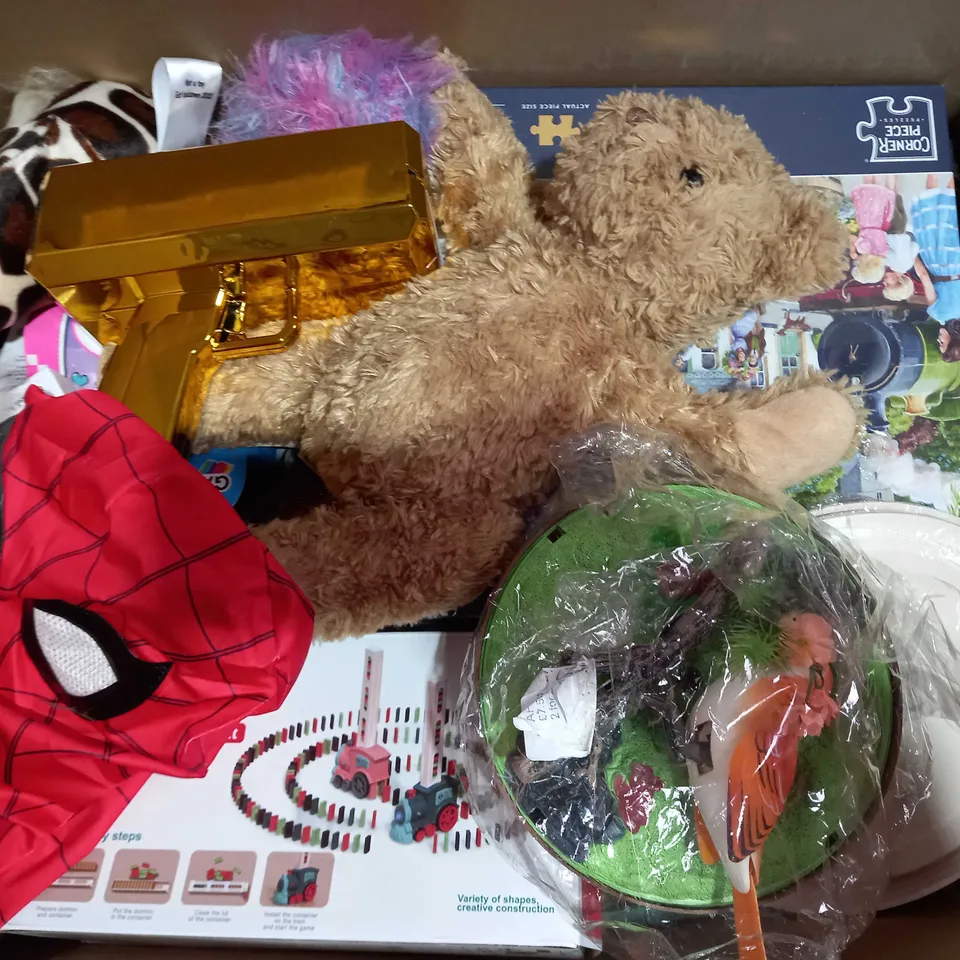 BOX OF APPROXIMATELY 15 ASSORTED TOYS AND GAMES TO INCLUDE DICKIE TOYS MAD FLIPPY, FABRIC PAINT STICKS, THE CRAZY PUZZLE, ETC