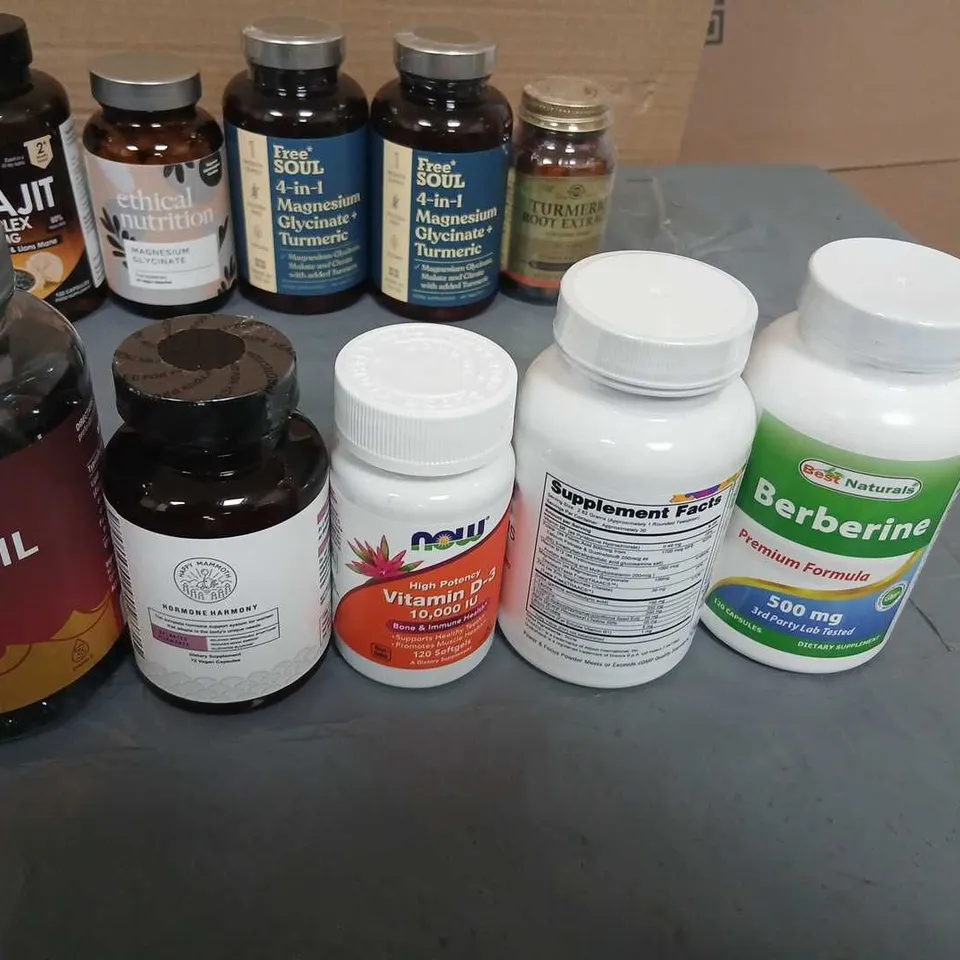 APPROXIMATELY 25 ASSORTED HEALTH SUPPLEMENTS & VITAMINS – MIXED BOTTLES
