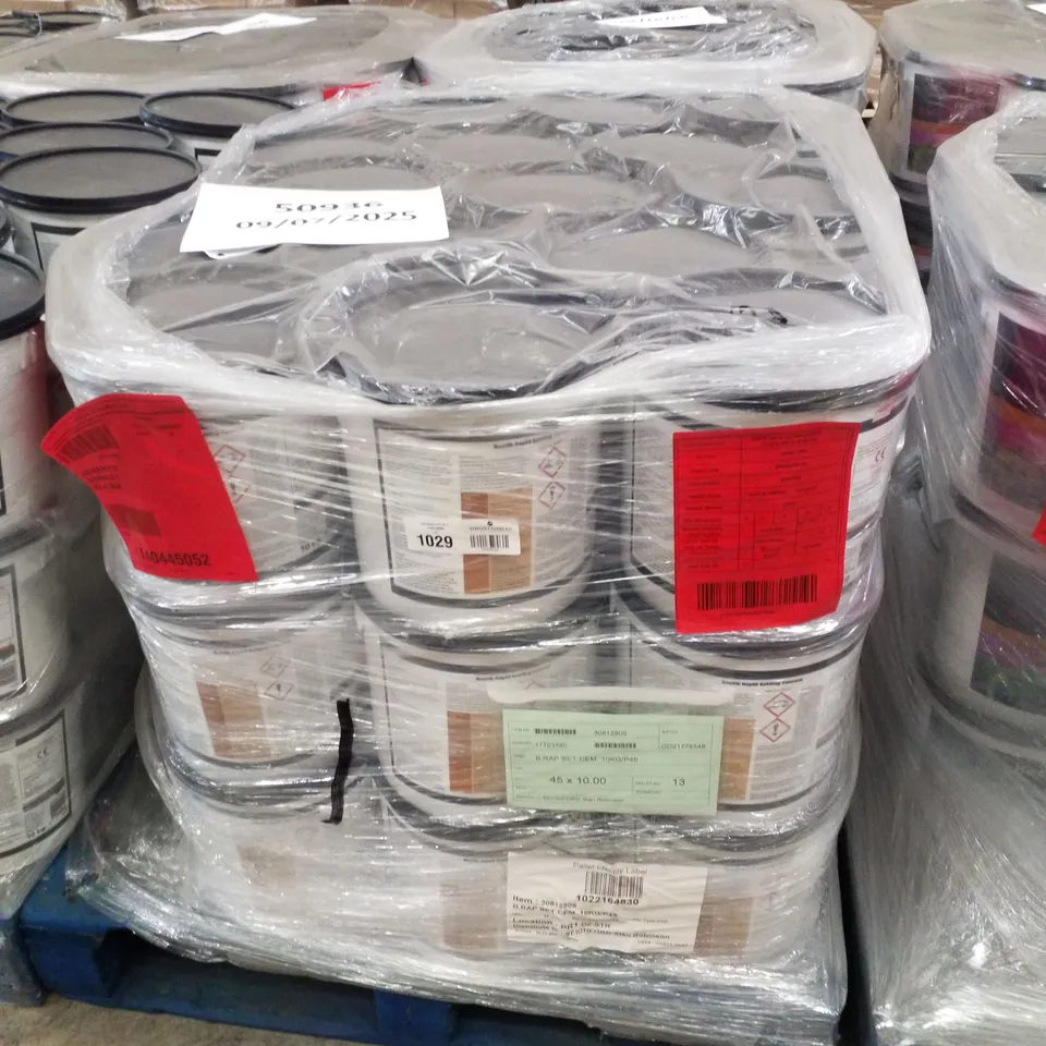 PALLET CONTAINING APPROXIMATELY 45 BUCKETS OF BOSTIK CEMENTONE RAPID SETTING WATERPROOF CEMENT 10KG